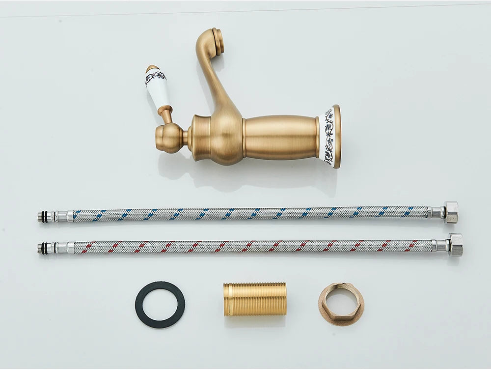 Kitchen Sink Faucets Antique Brass Single Handle Kitchen Basin Faucets Deck Mounted Hot & Cold Water Mixer Basin Sink Taps