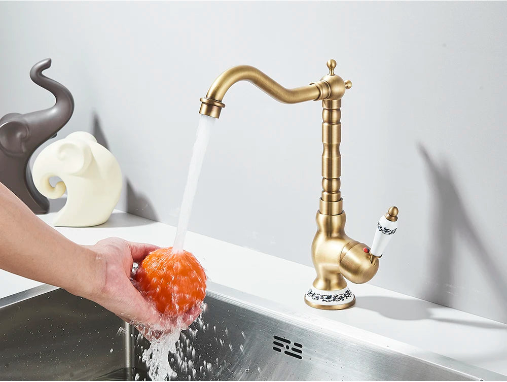 Kitchen Sink Faucets Antique Brass Single Handle Kitchen Basin Faucets Deck Mounted Hot & Cold Water Mixer Basin Sink Taps