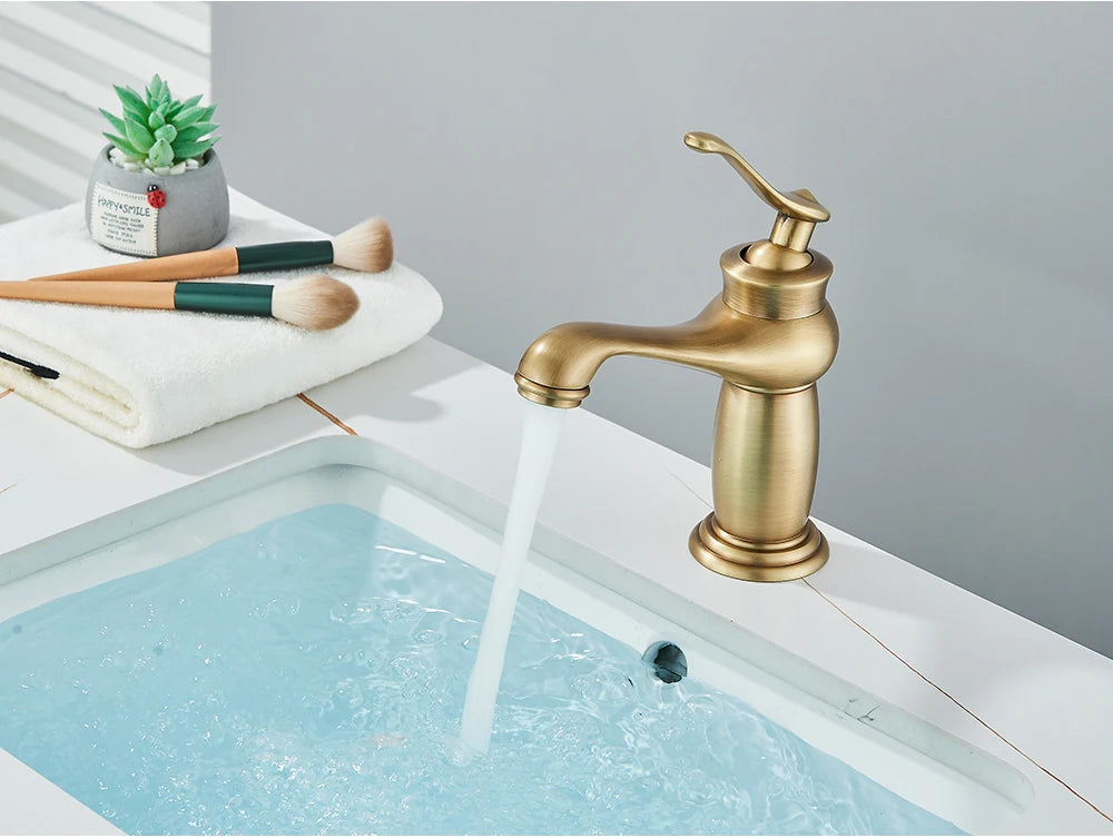Kitchen Sink Faucets Antique Brass Single Handle Kitchen Basin Faucets Deck Mounted Hot & Cold Water Mixer Basin Sink Taps