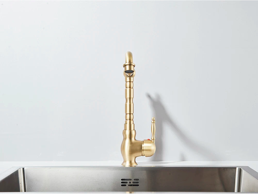 Kitchen Sink Faucets Antique Brass Single Handle Kitchen Basin Faucets Deck Mounted Hot & Cold Water Mixer Basin Sink Taps