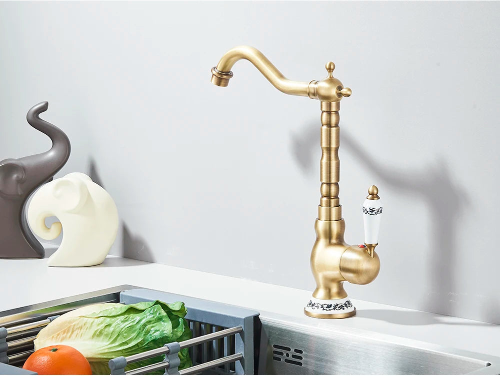 Kitchen Sink Faucets Antique Brass Single Handle Kitchen Basin Faucets Deck Mounted Hot & Cold Water Mixer Basin Sink Taps